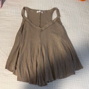 Vestique Ribbed Tan Flowy Tank Top